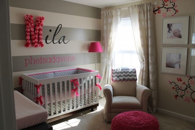 Literie chambre bébé fille