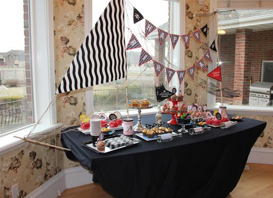 table bateau pirate fête